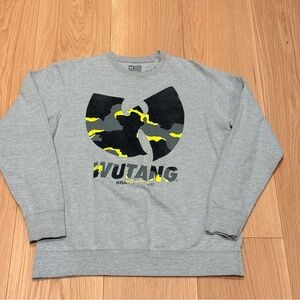 Wu-Tang Graphic Crewneck Sweatshirt - Light Gray with Yellow Accent